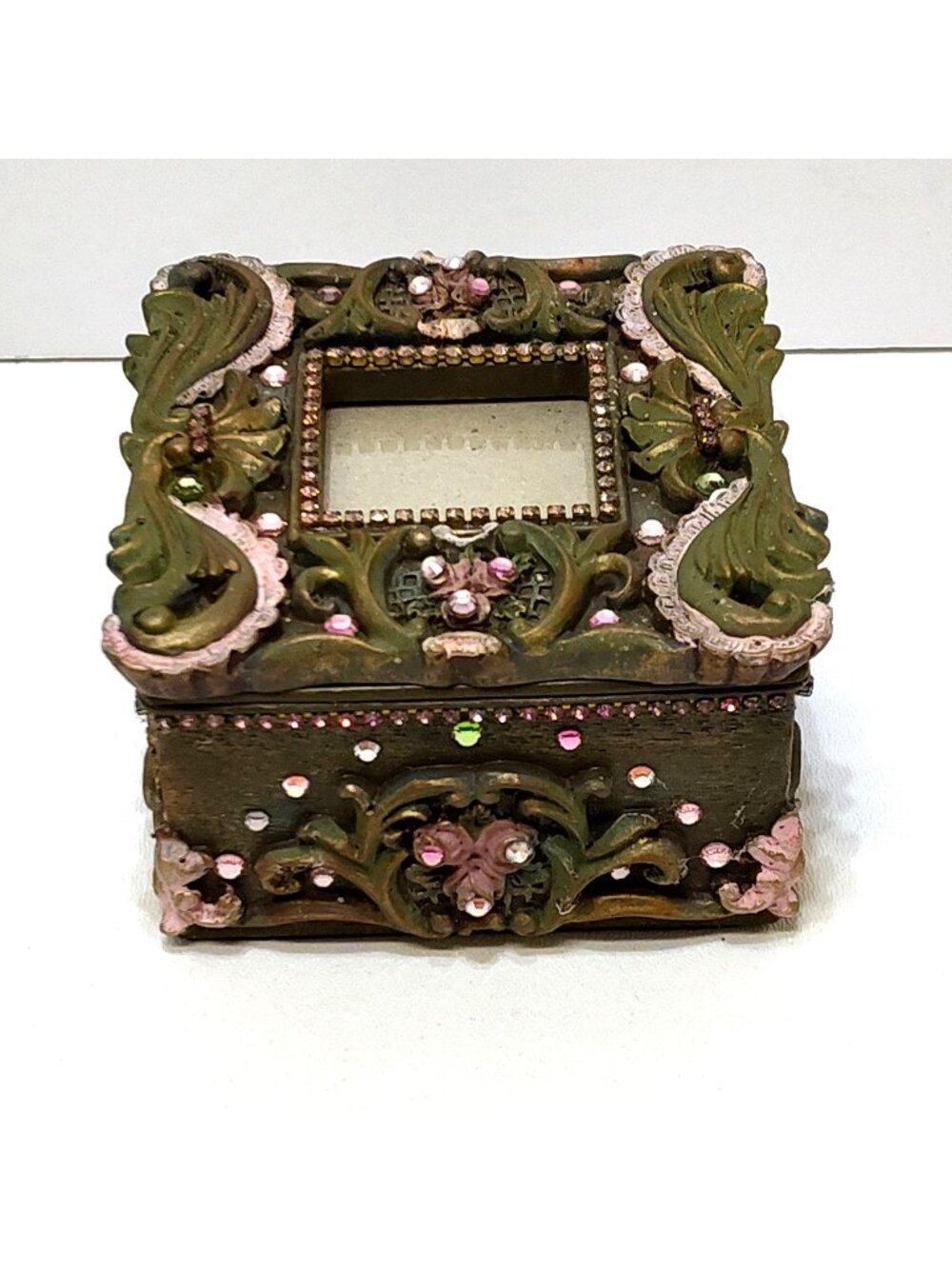 Belladonna Baroque-Style Ornate Jewelry Box Pic Insert Lid Decorative Relief VTG